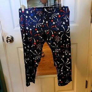 Xlarge capri leggings 4th of July wear!